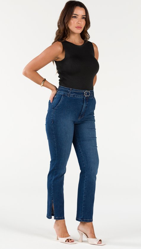 Calça Jeans Feminina Reta Recorte Na Barra E Bolso Faca
